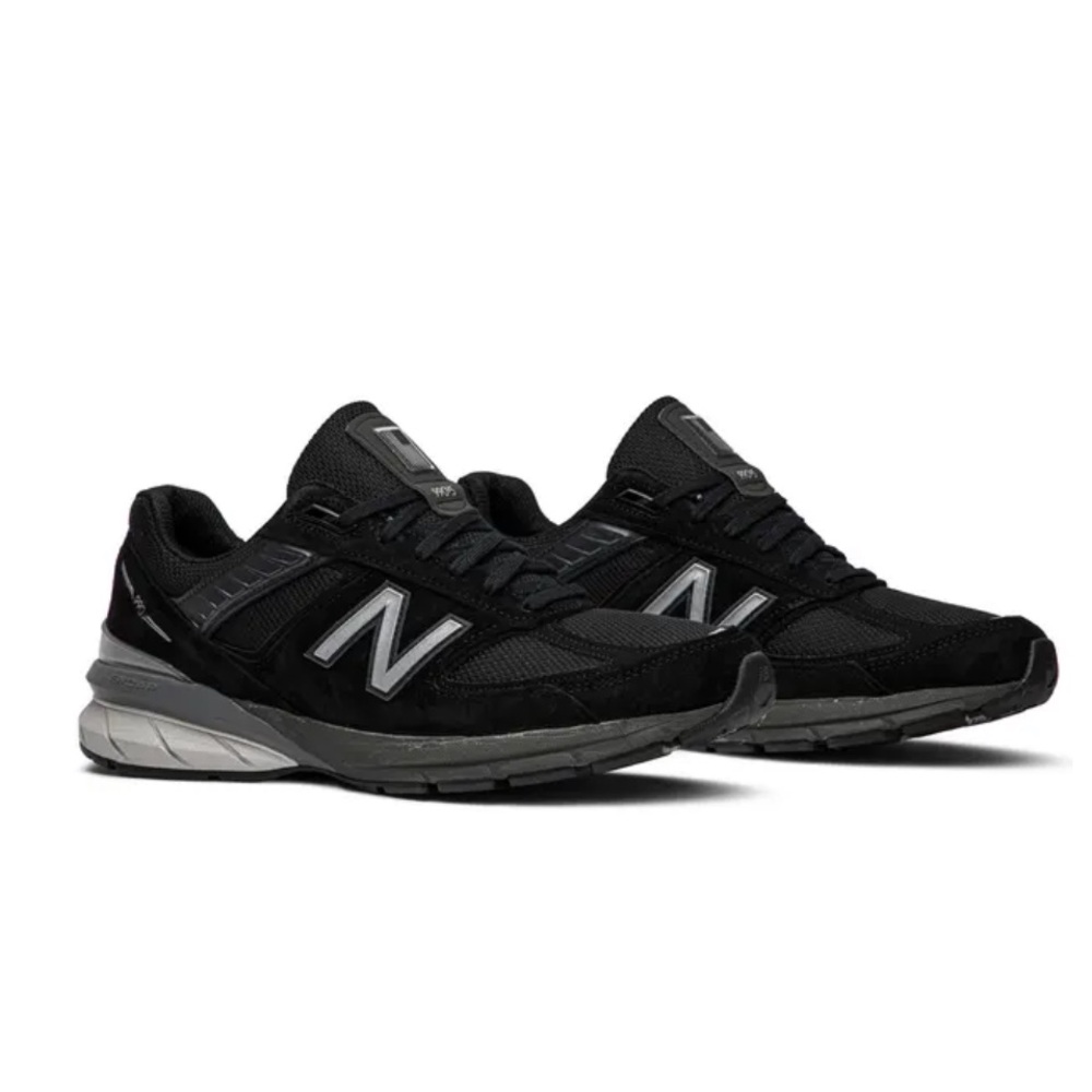 New Balance 990v5